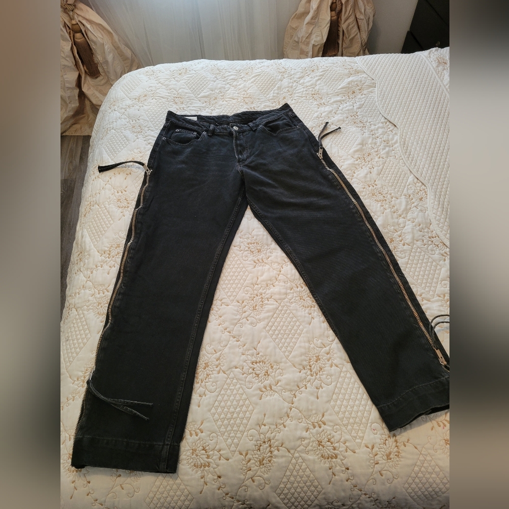 Stylish Black Jeans  Pants with a zipper along the full length. Brand new.